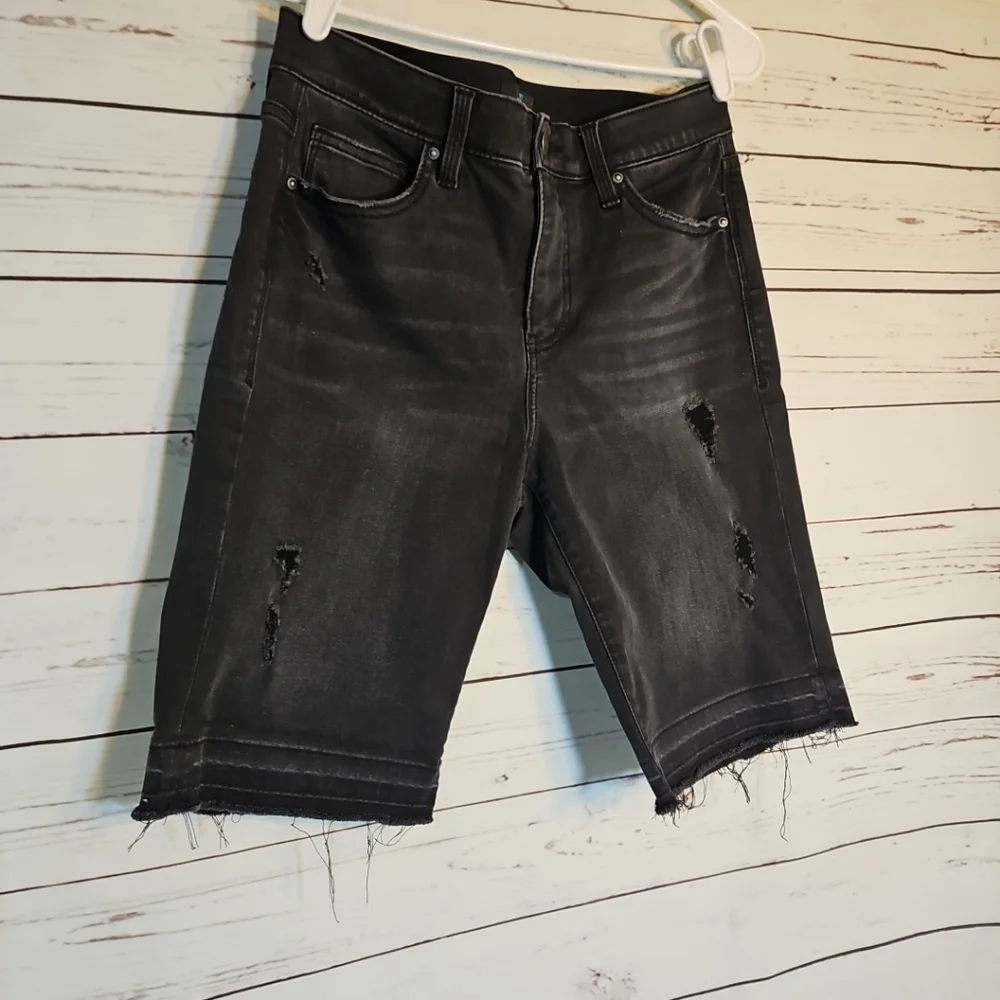 LuLaRoe Denim Bermuda‎ Shorts Women Size 28 Black Gray